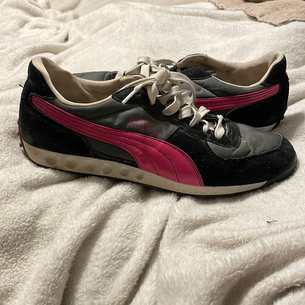 Puma easy rider 3 pink and black GUC